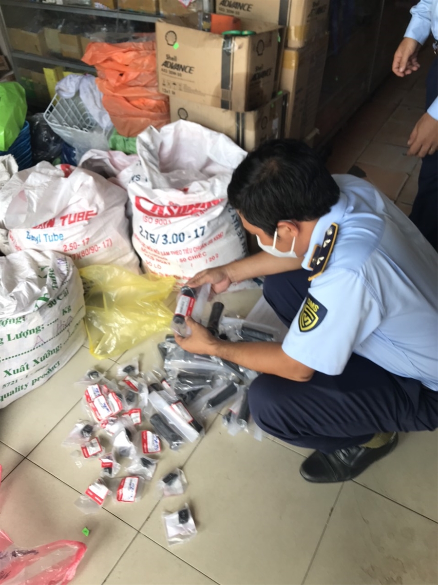 Tây Ninh: Phát hiện 08 hộ kinh doanh phụ tùng xe máy có dấu hiệu giả mạo nhãn hiệu HONDA