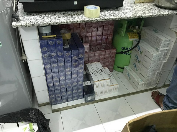 TP. HCM: Bắt giữ hơn 2.000 cây thuốc lá lậu