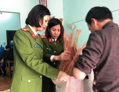 Hà Nội: Bắt giữ cơ sở sử dụng chất tẩy trắng gân trâu, bò