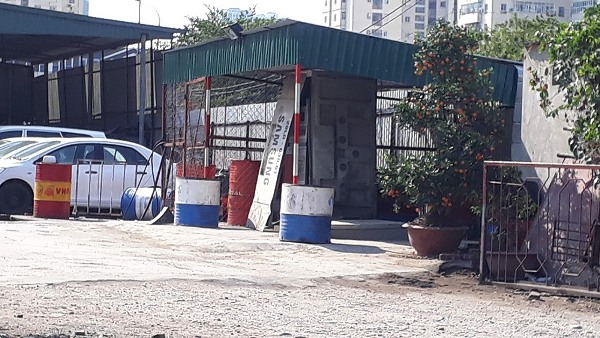 Vụ lập cây xăng dầu 