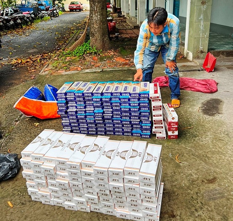 Đồng Tháp: Phát hiện, tạm giữ gần 2.000 gói thuốc lá điếu nhập lậu