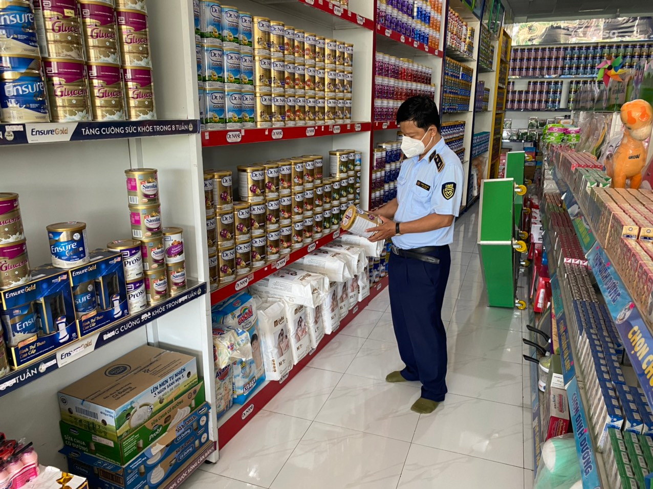 Tiền Giang: Xử phạt 01 cơ sở kinh doanh thực phẩm bổ sung giả hơn 50 triệu đồng