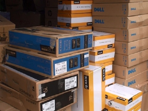 Triệt phá lô hàng lậu linh kiện điện tử quy mô lớn Triệt phá lô hàng lậu linh kiện điện tử quy mô lớn