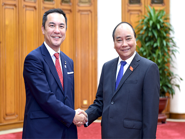 Khởi đầu mới cho hợp tác kinh tế giữa tỉnh Mie (Nhật Bản) với Việt Nam Khởi đầu mới cho hợp tác kinh tế giữa tỉnh Mie (Nhật Bản) với Việt Nam