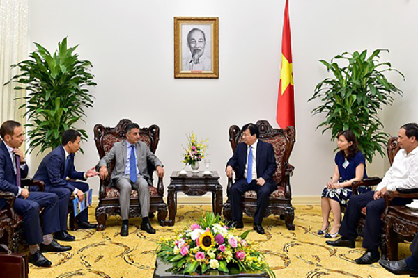 Phó Thủ tướng Trịnh Đình Dũng tiếp lãnh đạo Tập đoàn Vinci