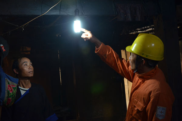 Hỗ trợ kinh phí cho các huyện, xã đảo