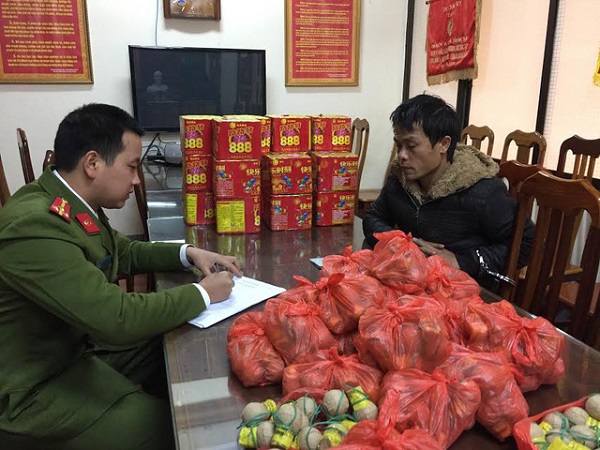 Hơn 900 vụ buôn lậu, hàng giả bị bắt giữ trong tháng đầu năm 2017