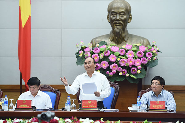 Cùng chăm lo cho người lao động