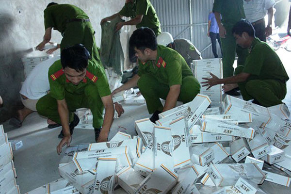 Điều tra làm rõ 3 vụ buôn lậu thuốc lá tại Long An và Tây Ninh