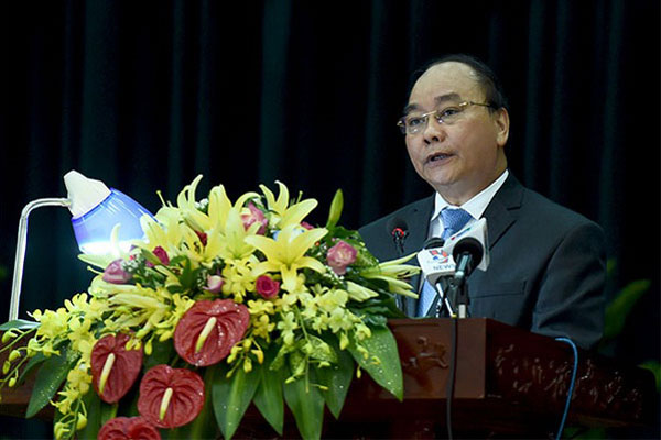 Thủ tướng Nguyễn Xuân Phúc dự Hội nghị biểu dương người có công với cách mạng tiêu biểu toàn quốc năm 2016