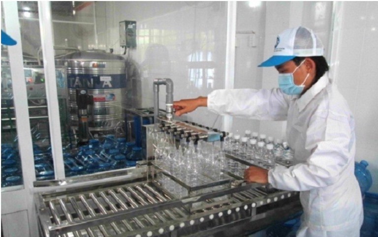 Nước uống đóng chai - Những quy định nghiêm ngặt về ATVSTP